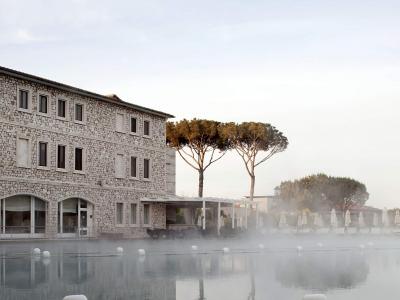 Terme di Saturnia SPA & Golf Resort - i servizi e le offerte dedicate ai meeting, eventi, incentive  esclusivi di Terme di Saturnia il Resort con SPA e Golf in Toscana. Richiedi un preventivo gratuito